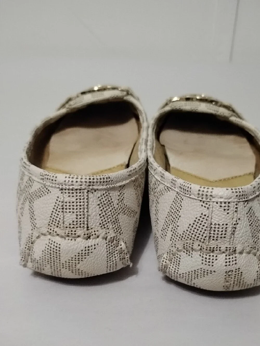 Michael Kors Cream Logo-Embellished Ballet Flats‎